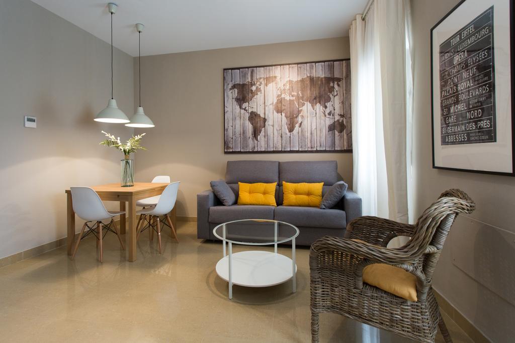Apartamentos Alberto Lista 9 Σεβίλλη Δωμάτιο φωτογραφία