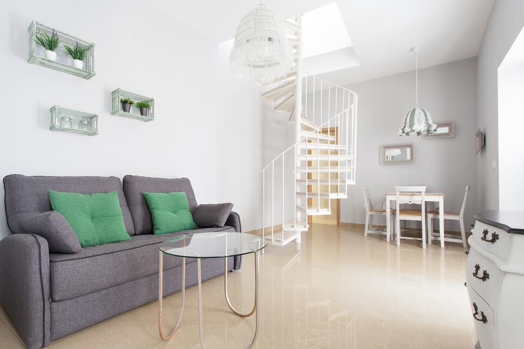 Apartamentos Alberto Lista 9 Σεβίλλη Εξωτερικό φωτογραφία