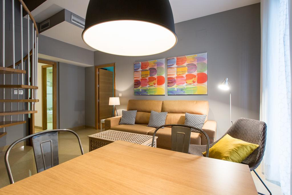 Apartamentos Alberto Lista 9 Σεβίλλη Εξωτερικό φωτογραφία