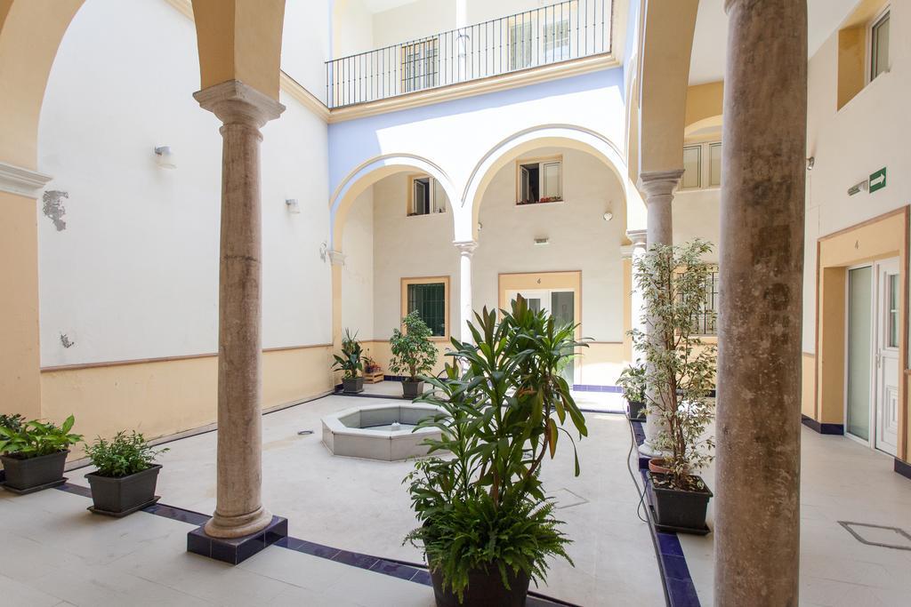 Apartamentos Alberto Lista 9 Σεβίλλη Εξωτερικό φωτογραφία