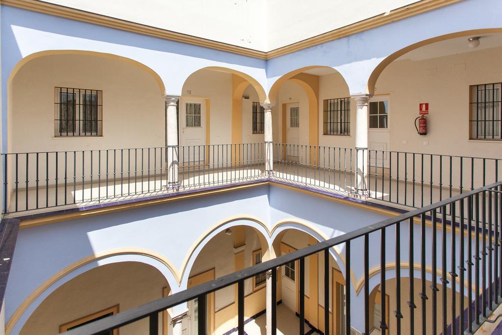 Apartamentos Alberto Lista 9 Σεβίλλη Εξωτερικό φωτογραφία