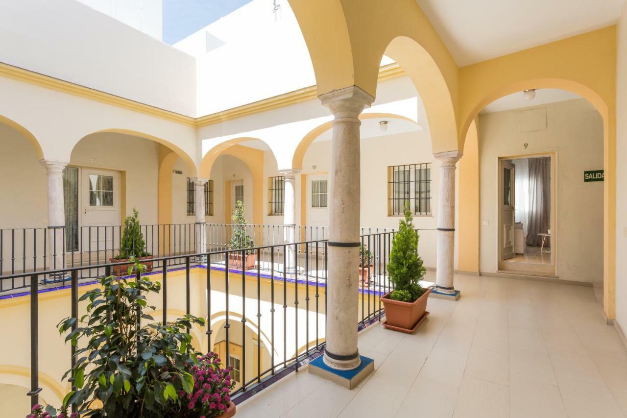 Apartamentos Alberto Lista 9 Σεβίλλη Εξωτερικό φωτογραφία